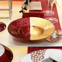 <br><br>【取り寄せ商品】<br>FEGARI フェガーリ リムボール21.5cm 2色　FG2103<br>【金 ゴールド お正月 和食器 祝い皿 紅白 銀 シルバー】
