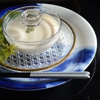 <br><br>切子硝子 籠目丸皿 天金【日本製】<br>【ガラス食器 和食 盛り付け おもてなし】